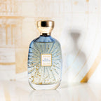 Dettaglio artistico Blue Madeleine: una fragranza ispirata ai ricordi e all'arte - Rivenditore Ufficiale