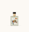 Flacone Di Diffusore Per Ambienti Fragonard Pistache Cèdre 200 Ml Con Bastoncini Su Sfondo Chiaro.