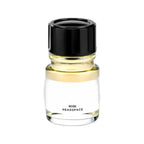 Flacone Di Profumo Headspace Rose Eau De Parfum 30 Ml Su Sfondo Elegante E Floreale.