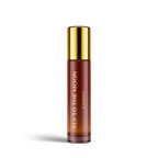 Flacone Di Profumo Officina Delle Essenze Fly To The Moon Extrait De Parfum 10 Ml Su Sfondo Raffinato E Sognante.