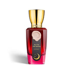 Flacone Di Profumo Officina Delle Essenze Fly To The Moon Extrait De Parfum 50 Ml Su Sfondo Raffinato E Sognante.
