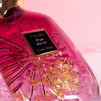 Dettaglio foglie d'oro 24k nel profumo rosa Pink Me Up - Boutique Teramo