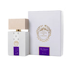 Il flacone di Blu Indaco Giardini di Toscana Eau de Parfum posizionato accanto alla sua scatola / confezione ufficiale da esposizione. | L'Atelier Dei Profumi