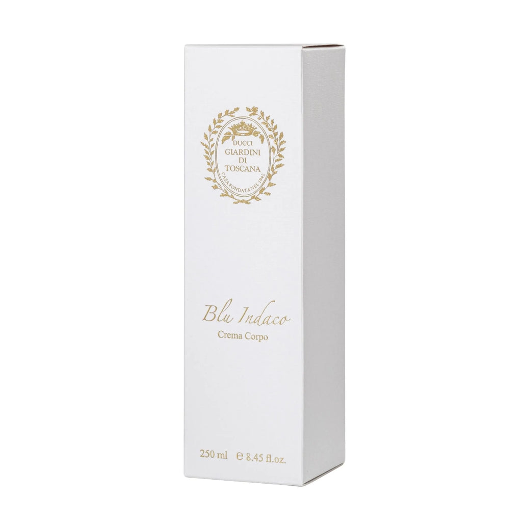 Confezione originale e packaging di lusso della Body Cream Blu Indaco Giardini di Toscana | L'Atelier dei Profumi