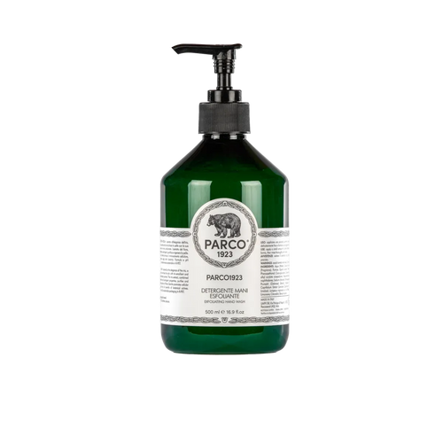 PARCO 1923 | Detergente Mani Scrub Esfoliante L’efficacia della Pietra Gentile e la freschezza botanica del Parco Nazionale in un unico gesto quotidiano. Rendi le tue mani morbide e profumate con l'esclusivo scrub esfoliante. L'Atelier dei Profumi | Rivenditore Autorizzato acquista in boutique a Teramo o online.