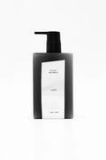 Vista frontale della lussuosa Body Cream LAVS di Filippo Sorcinelli, idratazione profonda | L'Atelier dei Profumi
