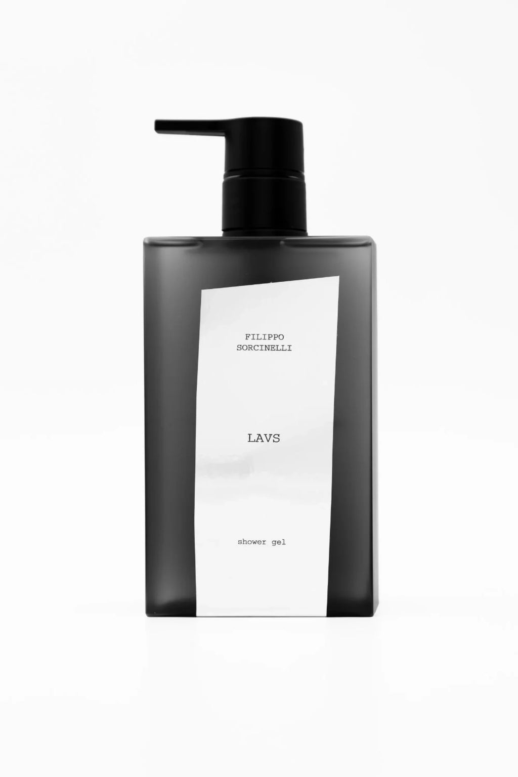 Vista frontale dello Shower Gel LAVS di Filippo Sorcinelli, bagnoschiuma rituale | L'Atelier dei Profumi