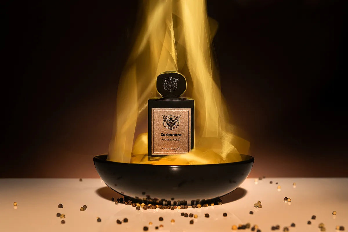 Scatto artistico del profumo Carbonara di Lorenzo Pazzaglia - Profumeria di nicchia Teramo