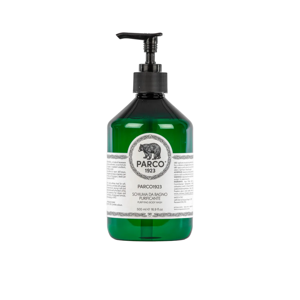 PARCO 1923 | Schiuma Da Bagno Delicata Formulata con estratti naturali per rispettare il pH della pelle e regalare un momento di puro benessere. L'essenza della natura incontaminata racchiusa in un flacone elegante. L'Atelier dei Profumi | Rivenditore Autorizzato acquista in boutique a Teramo o online.