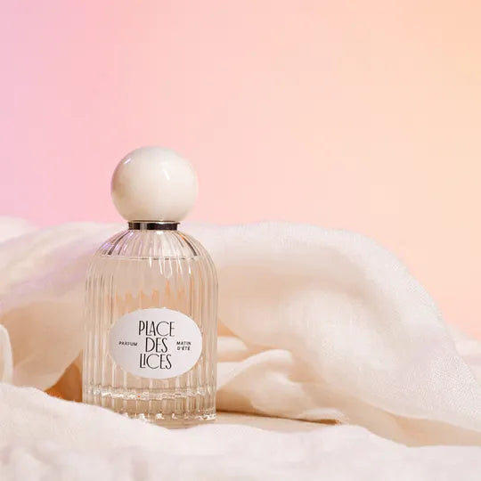 L'essenza dell'estate con Matin D'Eté di Place Des Lices: luce e freschezza in un Extrait de Parfum - Rivenditore Autorizzato L'Atelier dei Profumi
