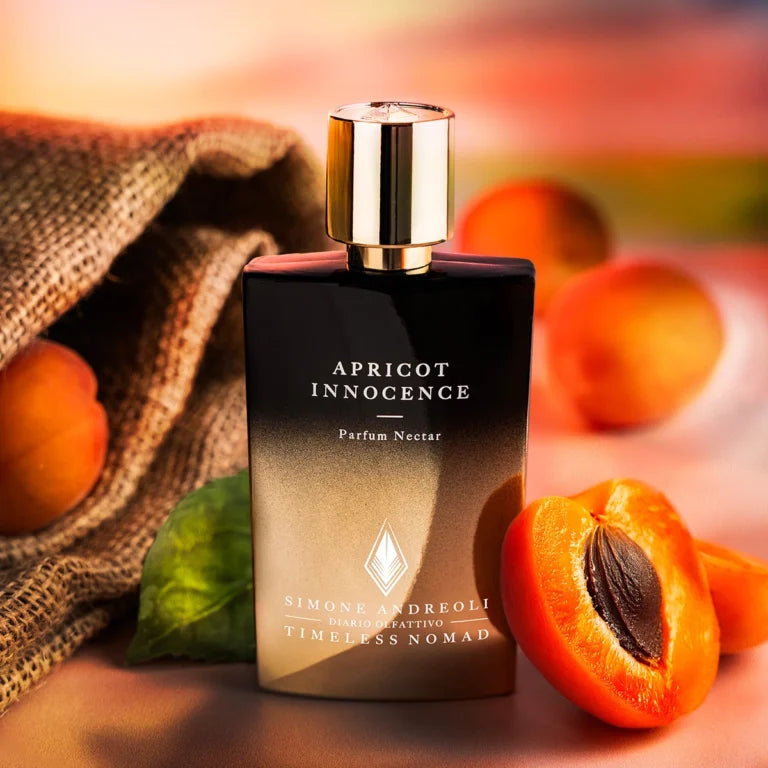 Simone Andreoli Apricot Innocence: fragranza di nicchia fruttata e floreali- L'Atelier dei Profumi